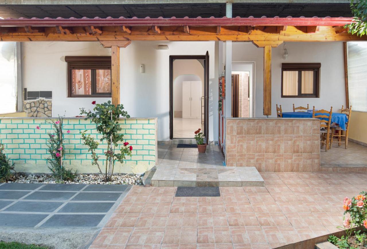 Agatha House Aparthotel Valtí Exterior foto